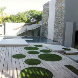 Juillet au jardin d'agrément